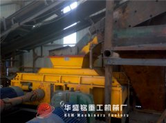 花香中的四輥破碎機發(fā)貨，顯得格外好看